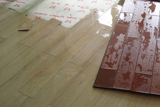地板泡水怎么辦，緊急措施挽救損失